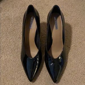 Black patent Tahari Benson pumps